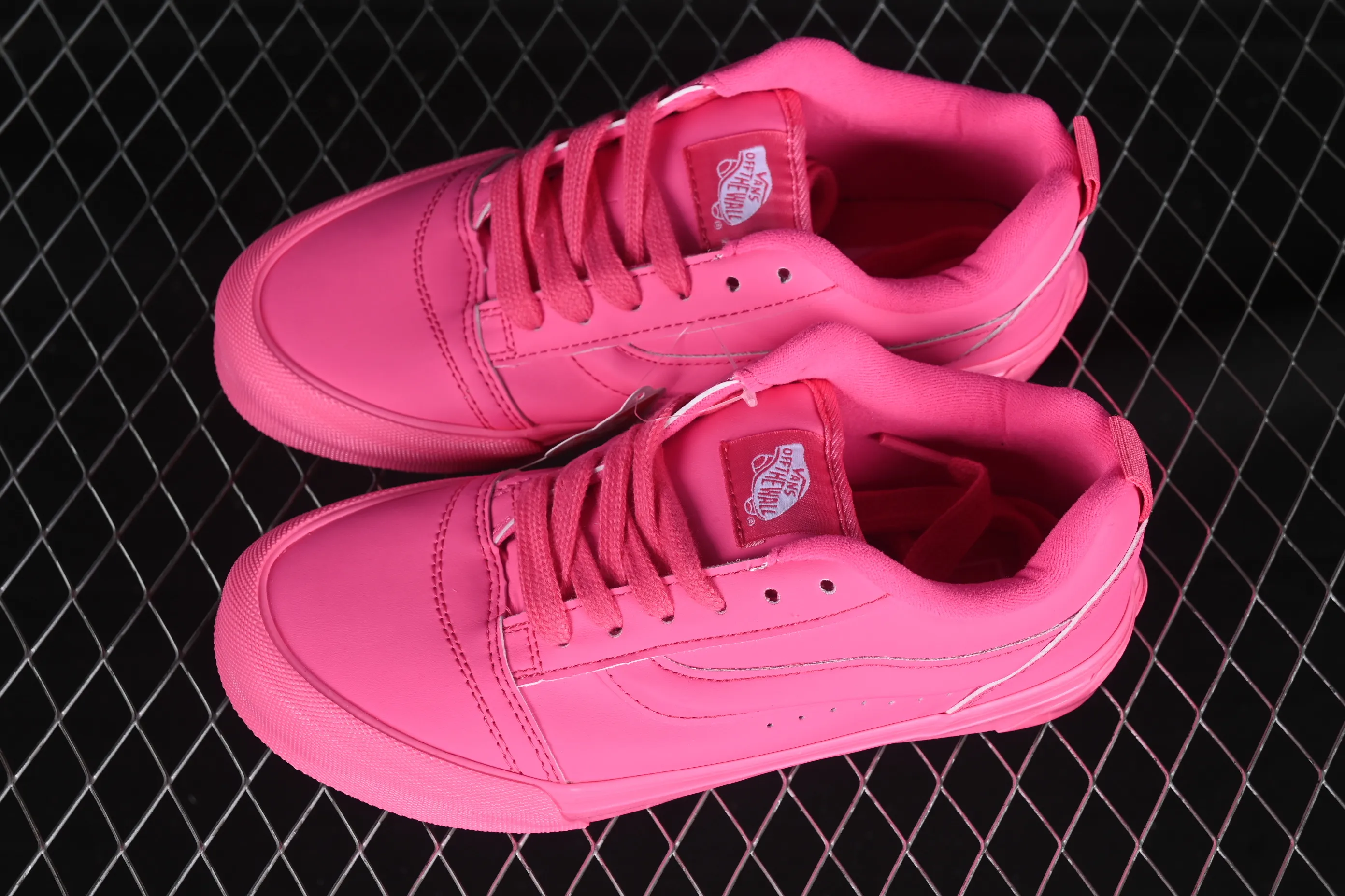 All categories Vans Vans series Vans Low Vans low-top Vans Knu Skool Vans low-top retro casual fat bread shoes VN0009QCWBL